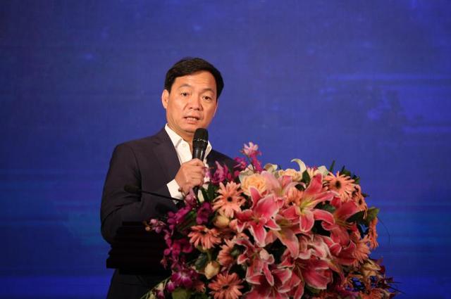 陳卓林：做行業(yè)標(biāo)桿 讓業(yè)主滿(mǎn)意